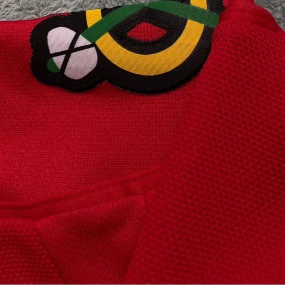 NHL Chicago Blackhawks Reebok Jersey | Youth L - Picture 5 of 6